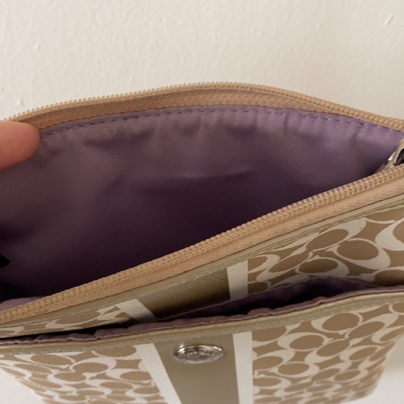 Small Vintage Coach Bag - Picture 5 of 7